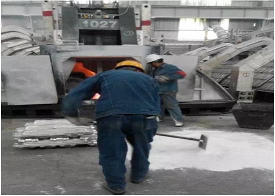 加強(qiáng)法治觀念、保障安全生產(chǎn)  嚴(yán)抓細(xì)管助推電解鋁安全生產(chǎn)新局面