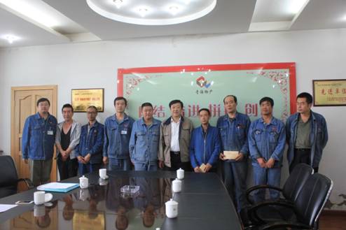 青海物產(chǎn)集團(tuán)黨委開展慶祝建黨95周年，走訪慰問